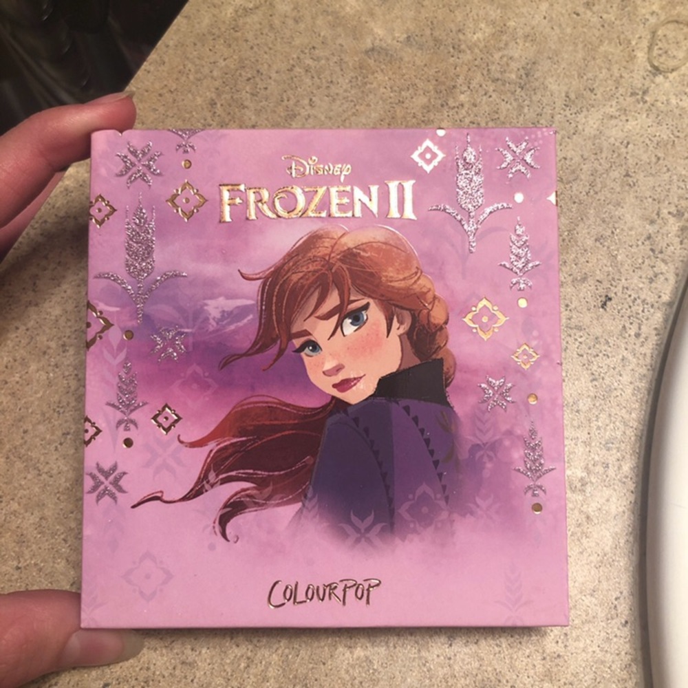colourpop frozen eyeshadow palette